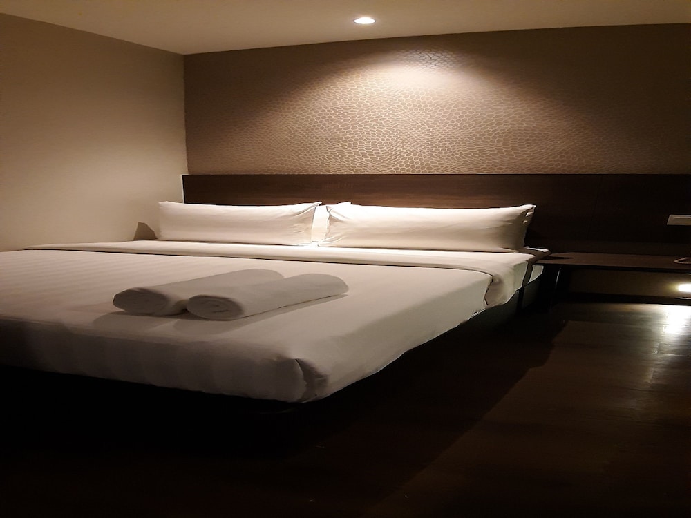 Miico Hotel Mount Austin 29/58