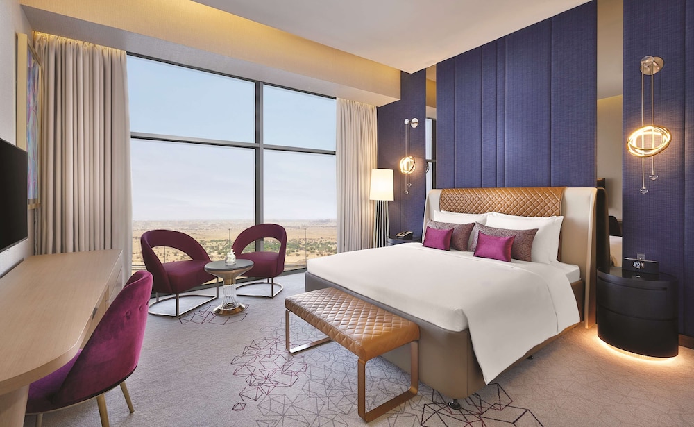 Alrayyan Hotel Doha Curio Collection By Hilton 8/74