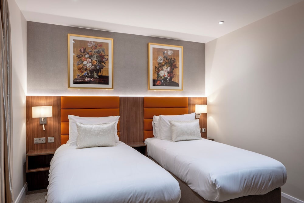 Castleton Hotel 22/61