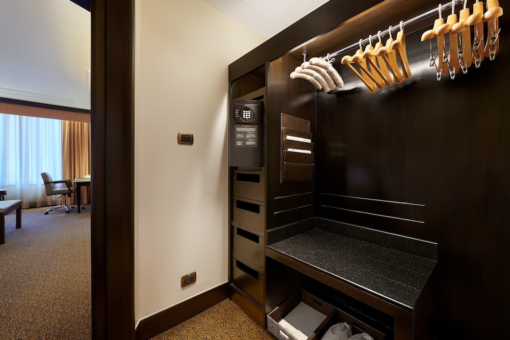 Sheraton Grande Sukhumvit 32/79