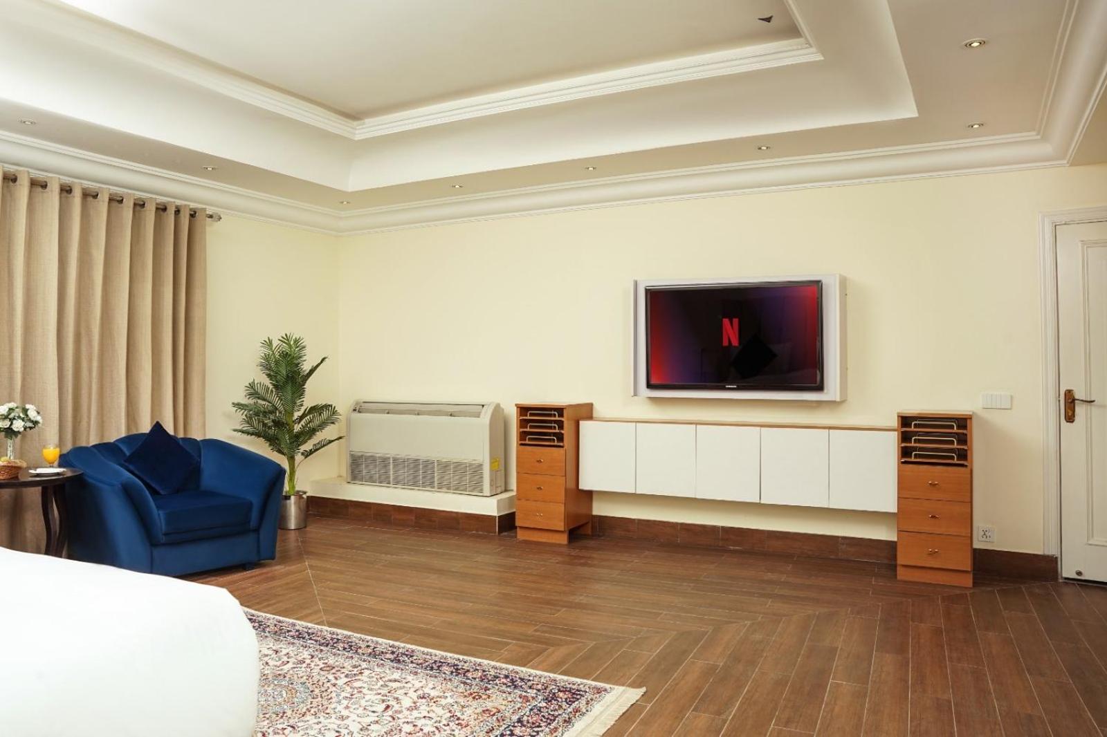 Faletti's Grand Bahawalpur 23/32
