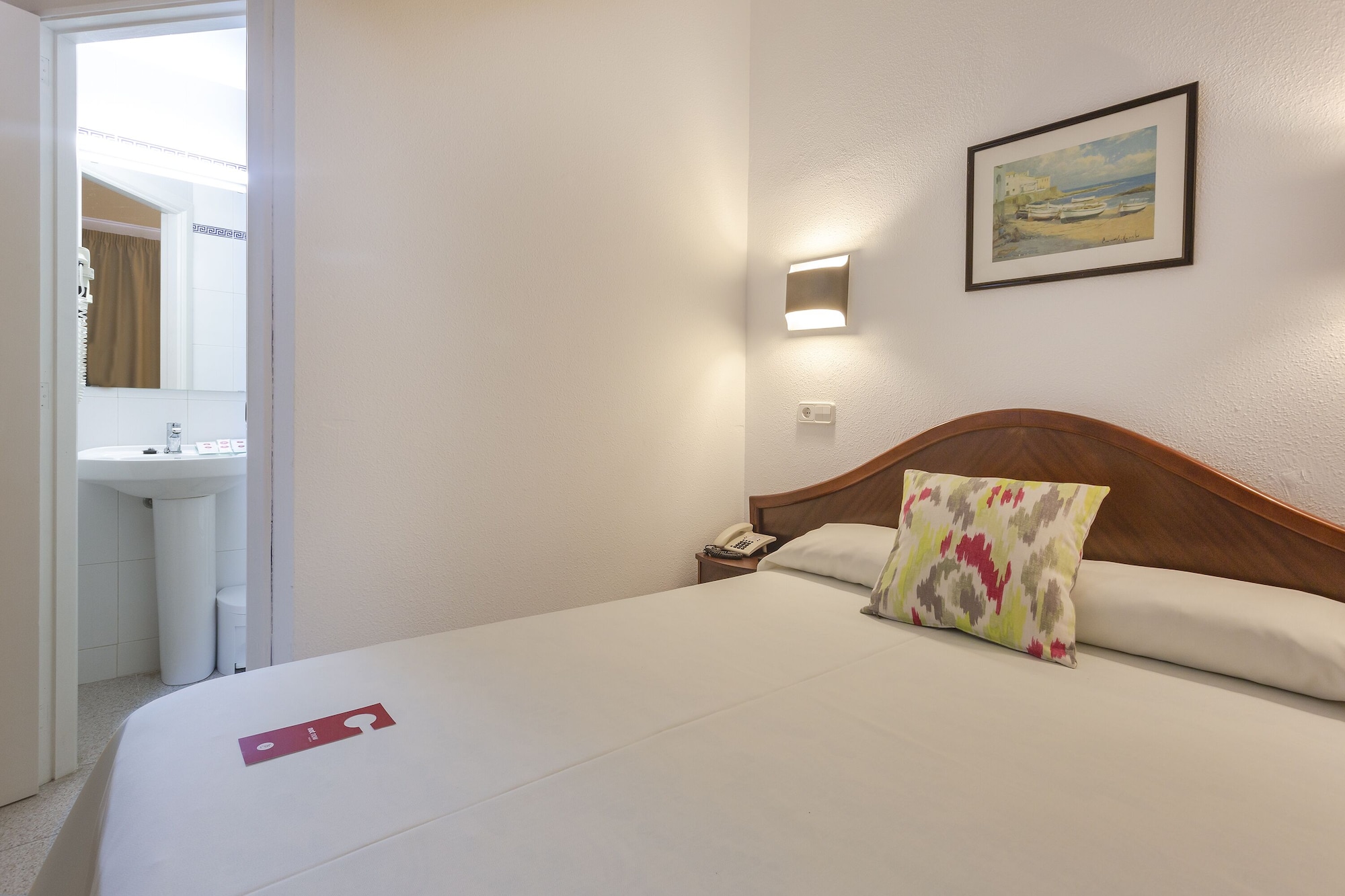 ROOM, SINGLE, BALCONY