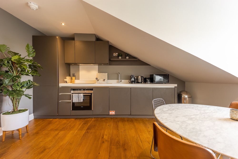 No1. Apartments Edinburgh - George IV Bridge 24/61