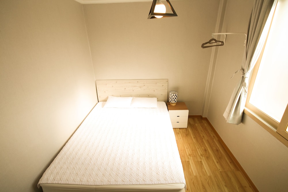 Yeha Guesthouse - Hostel 10/56