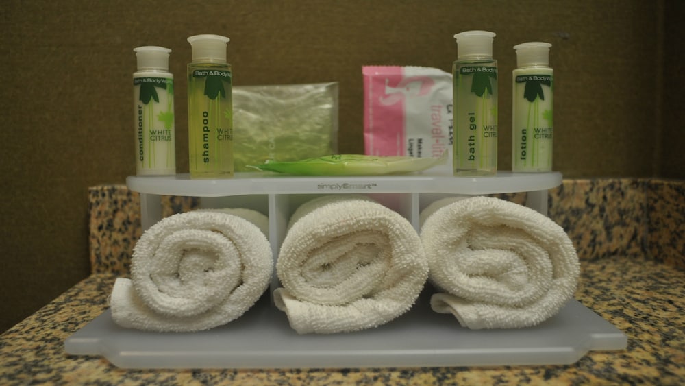 Holiday Inn Express Suites Greensburg 32/58