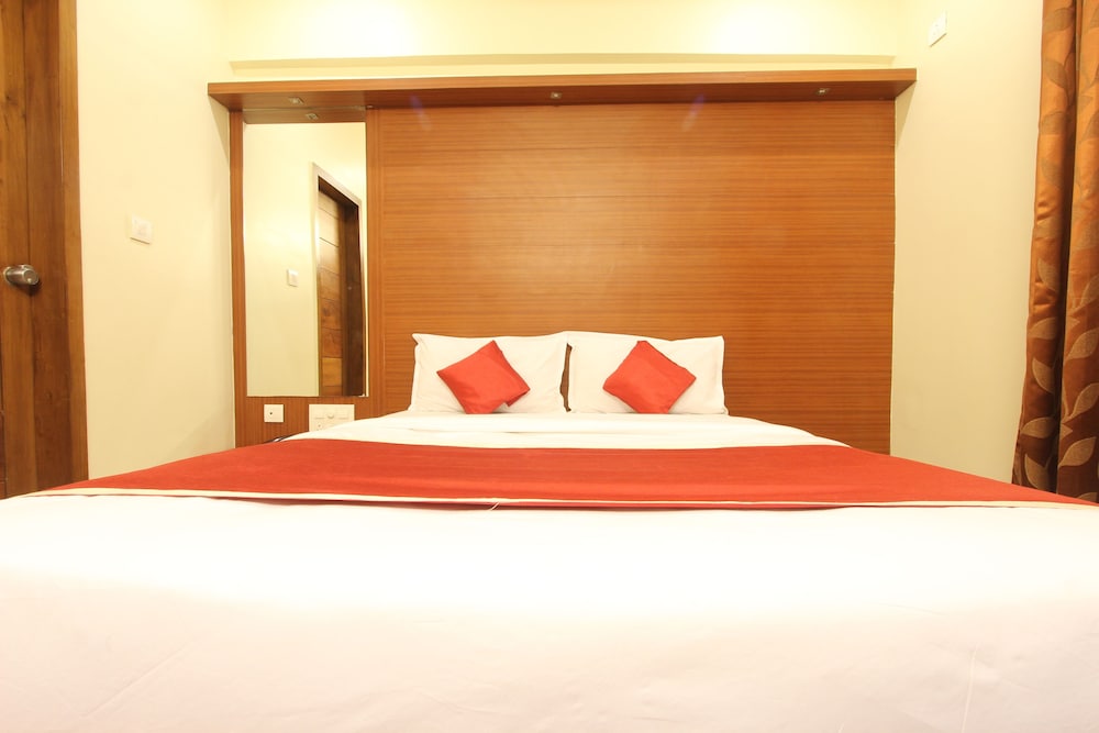 The Grand Inn 19/50