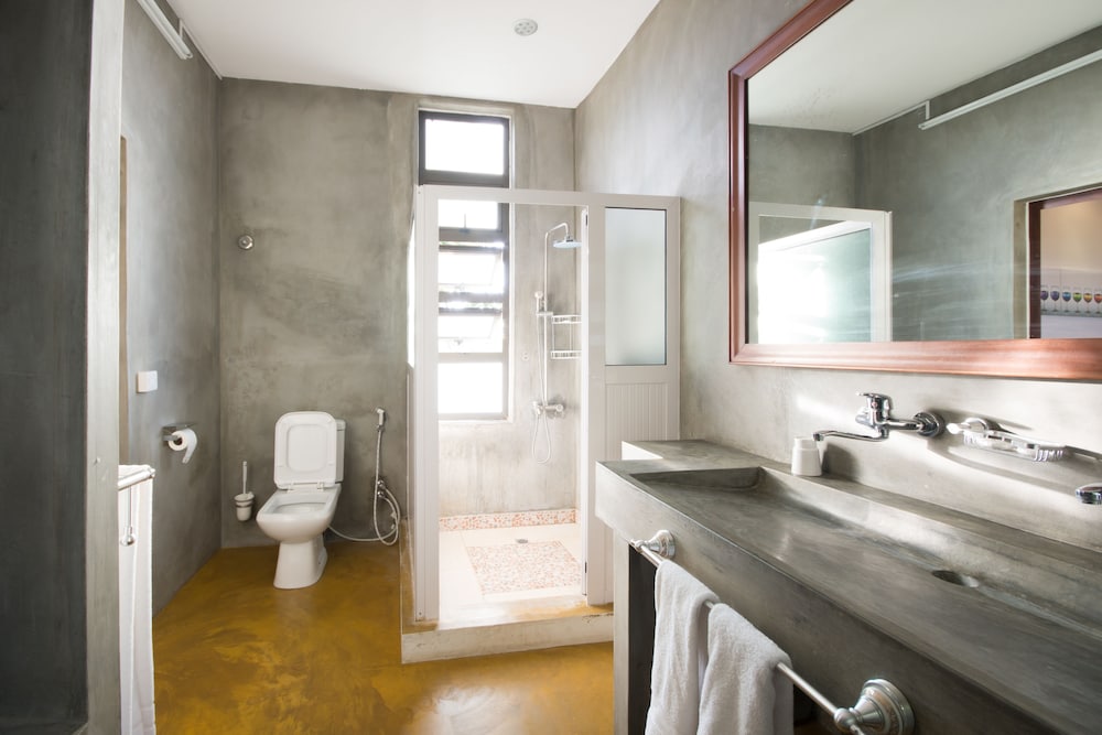 Family Suite, King and Twin Beds, Villa Alizée 5/6