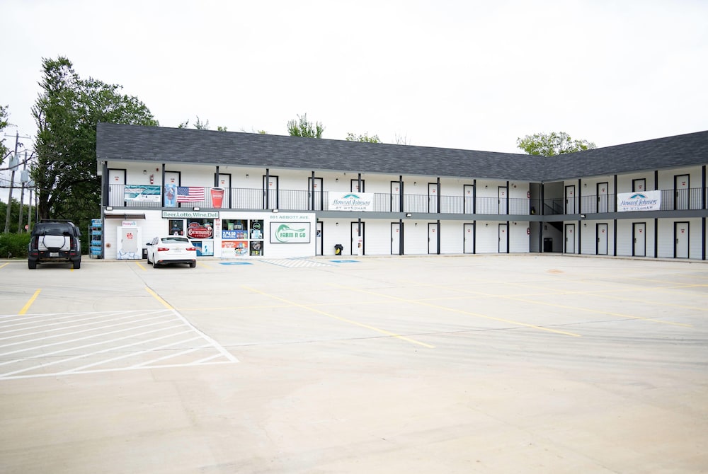 Howard Johnson by Wyndham Hillsboro TX 24/26