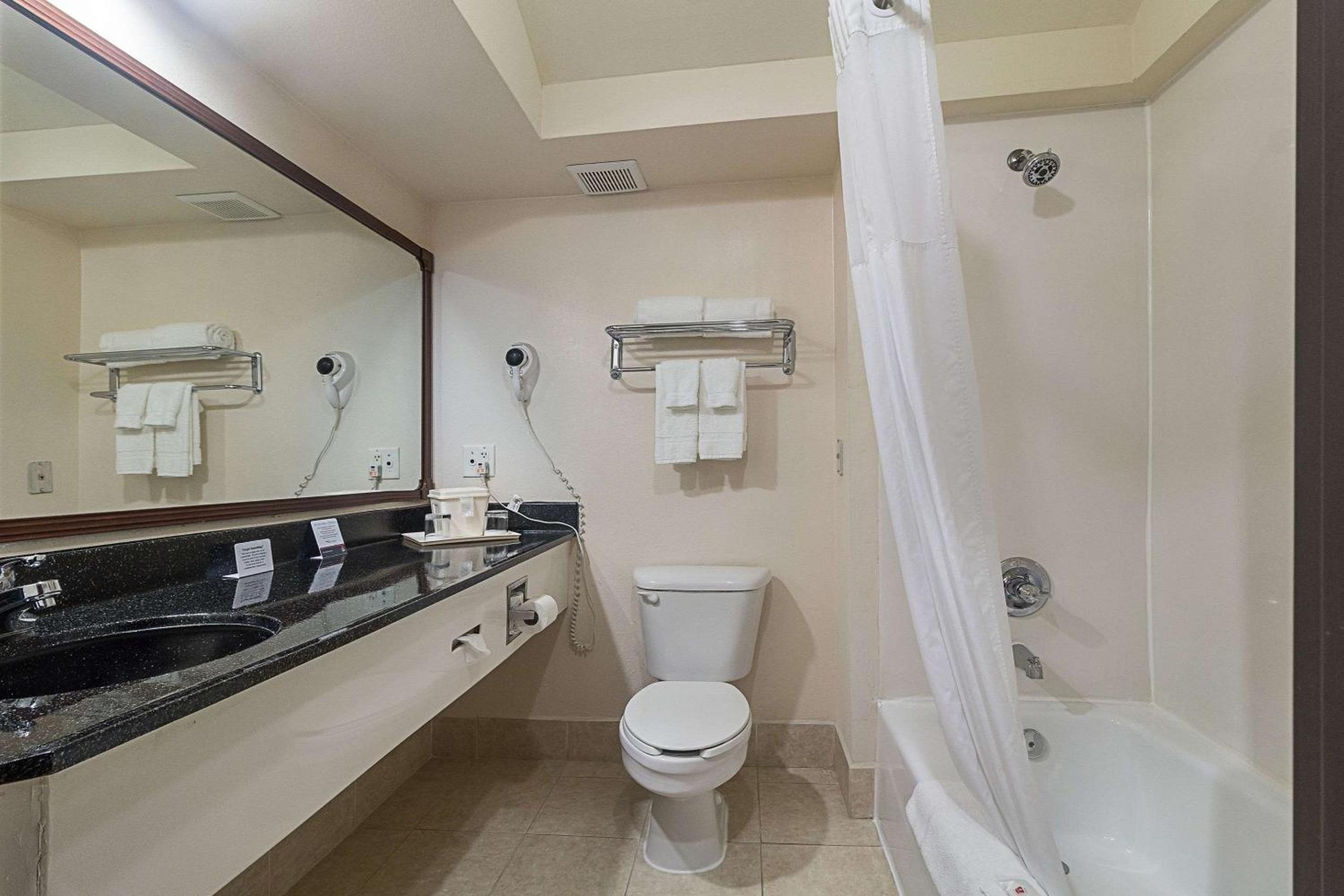 ROOM, 2 QUEEN BEDS