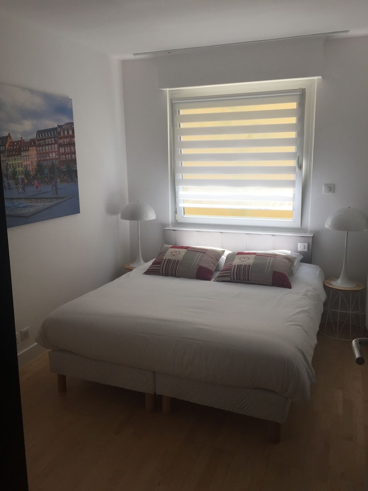 City, Apartment, Queen and Twin Beds، LE KLEBER 2/6