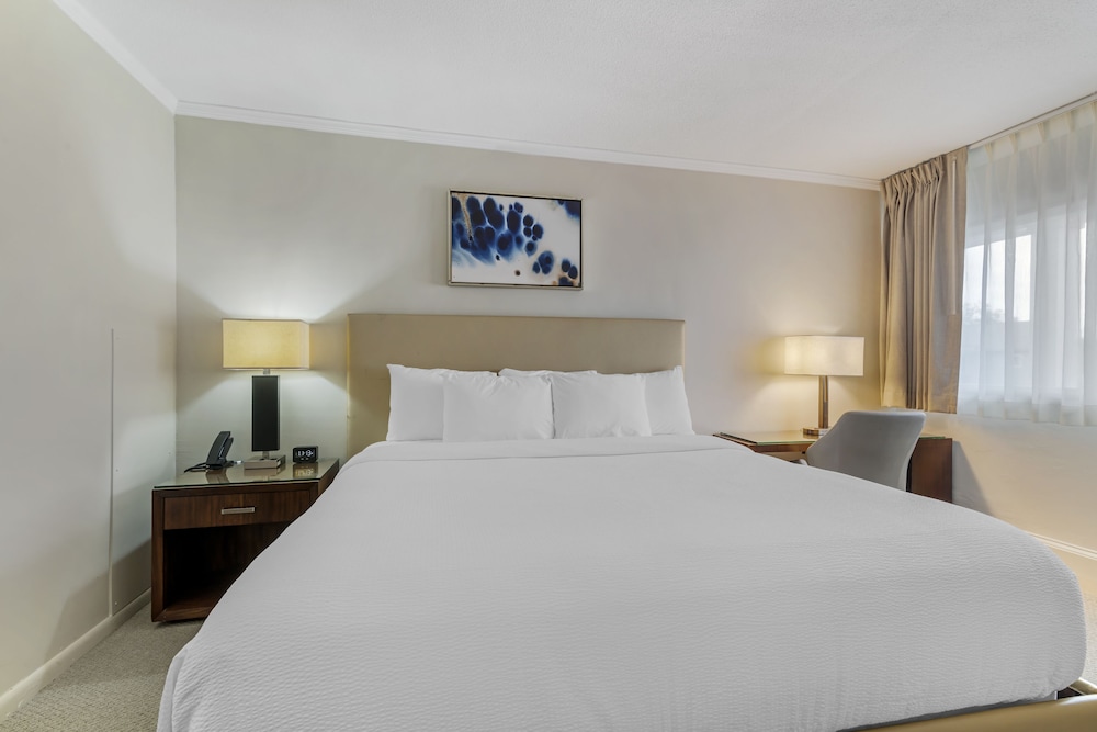 Days Inn By Wyndham Dover 5/24