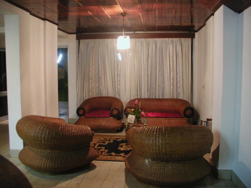 HOTEL AZUR 15/22