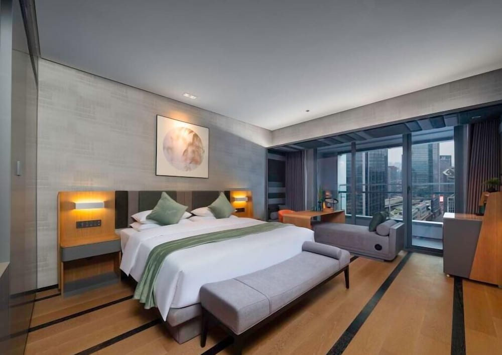 Room, King Bed, Land View, Balcony