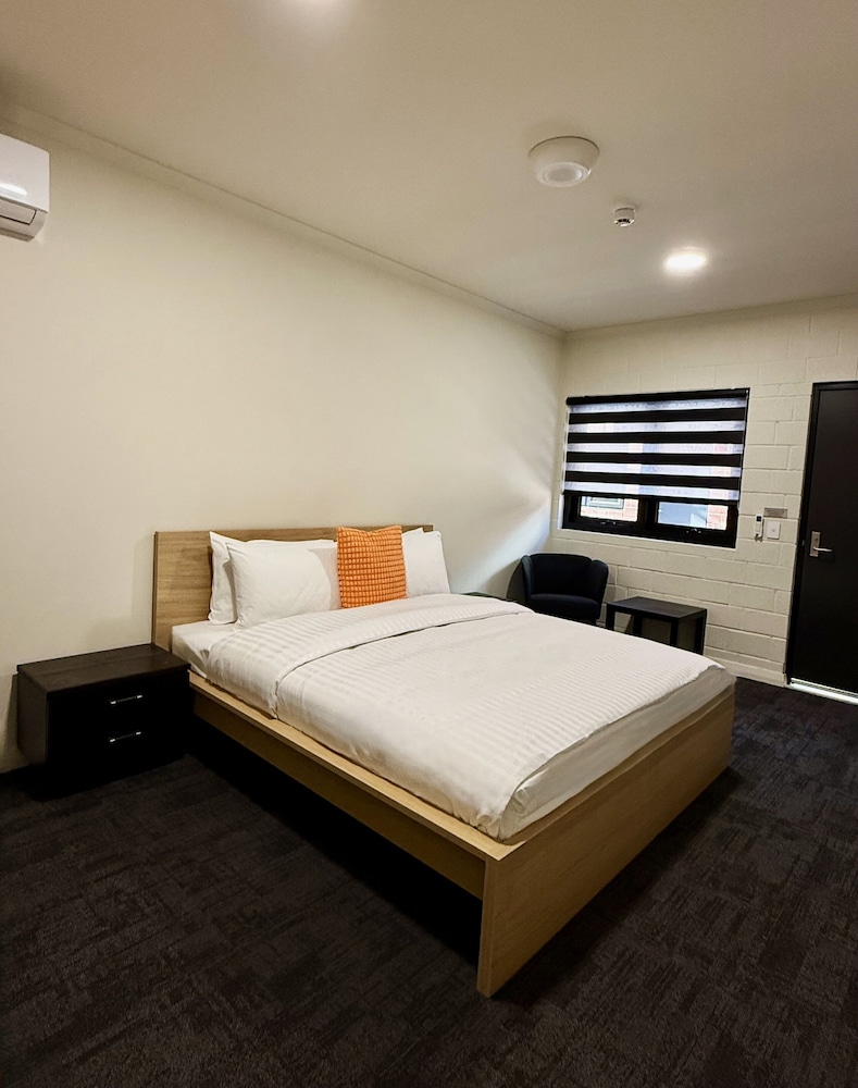 Gallery Hotel 23/71
