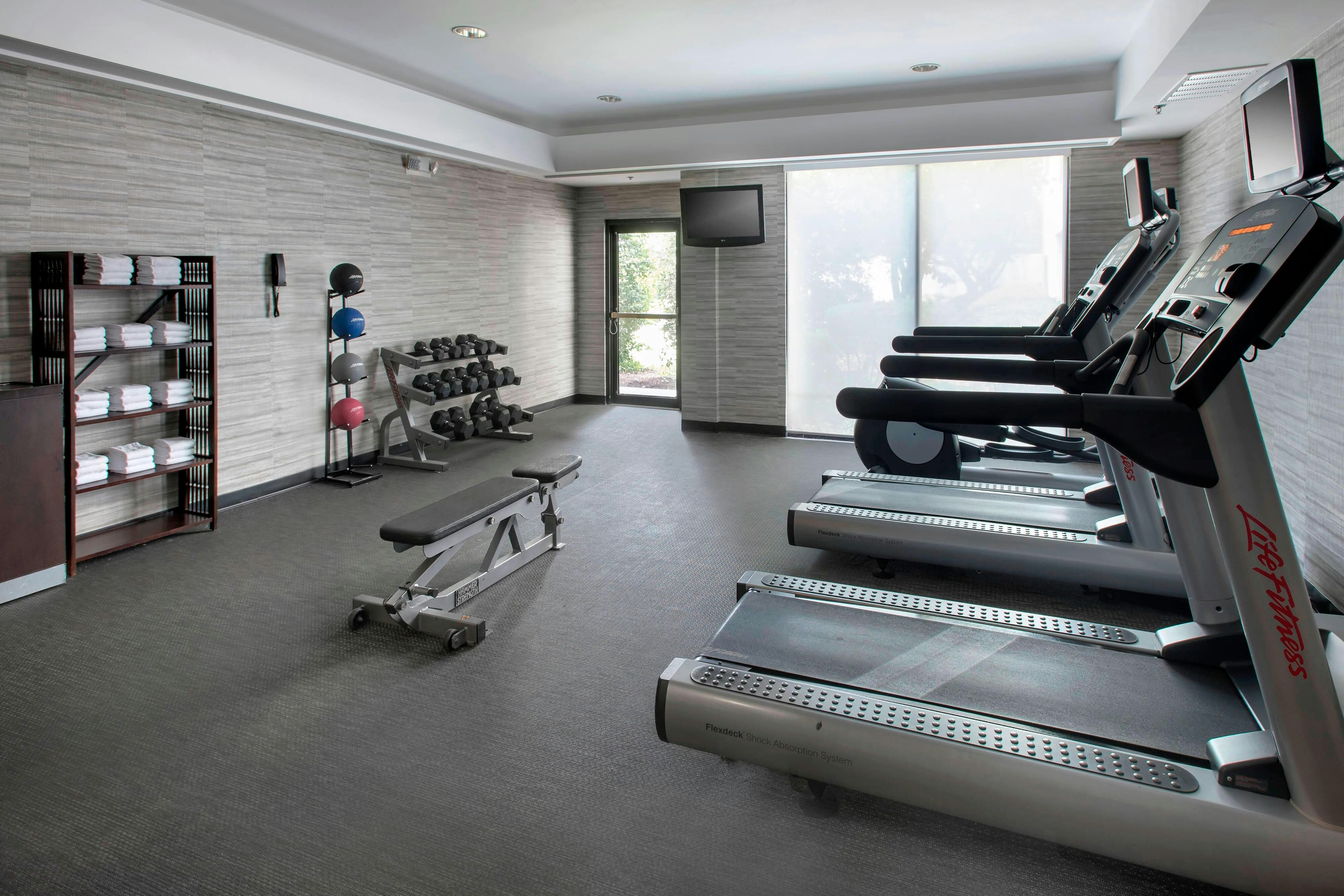 Courtyard By Marriott Princeton 6/18