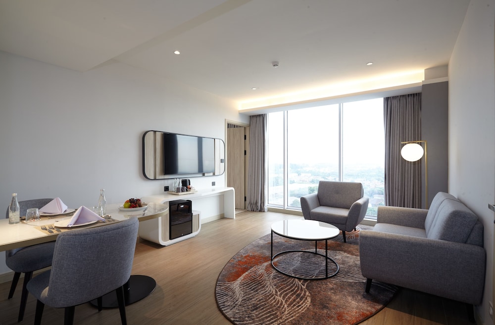 Harris Hotel and Convention Cibinong City Mall Bogor 34/61