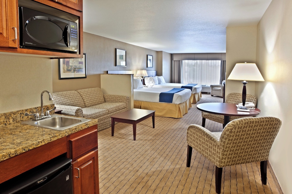 Holiday Inn Express Hotel and Suites Vancouver Mall/Portland Area 63/71