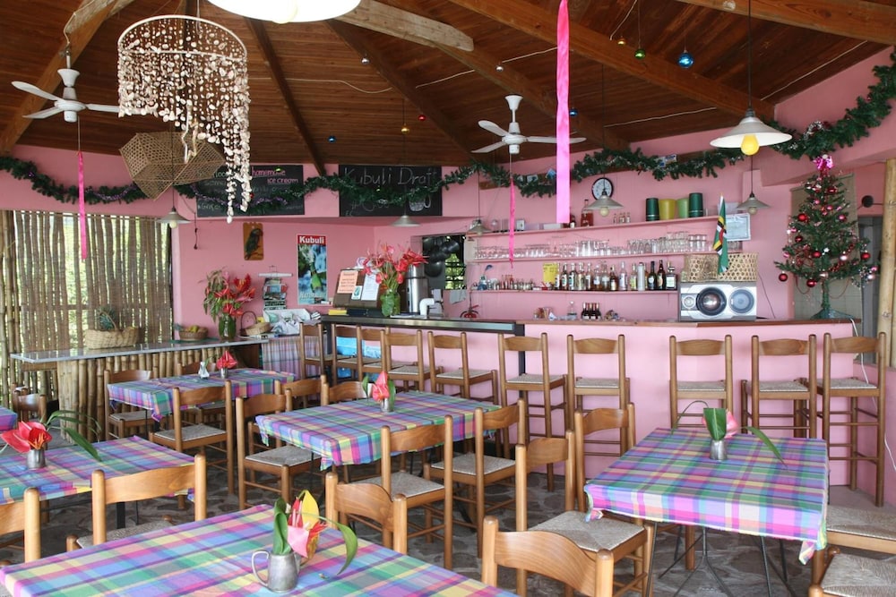Tamarind Tree Hotel and Restaurant 19/50