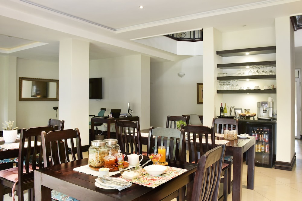 Sandown Guesthouse 30/49