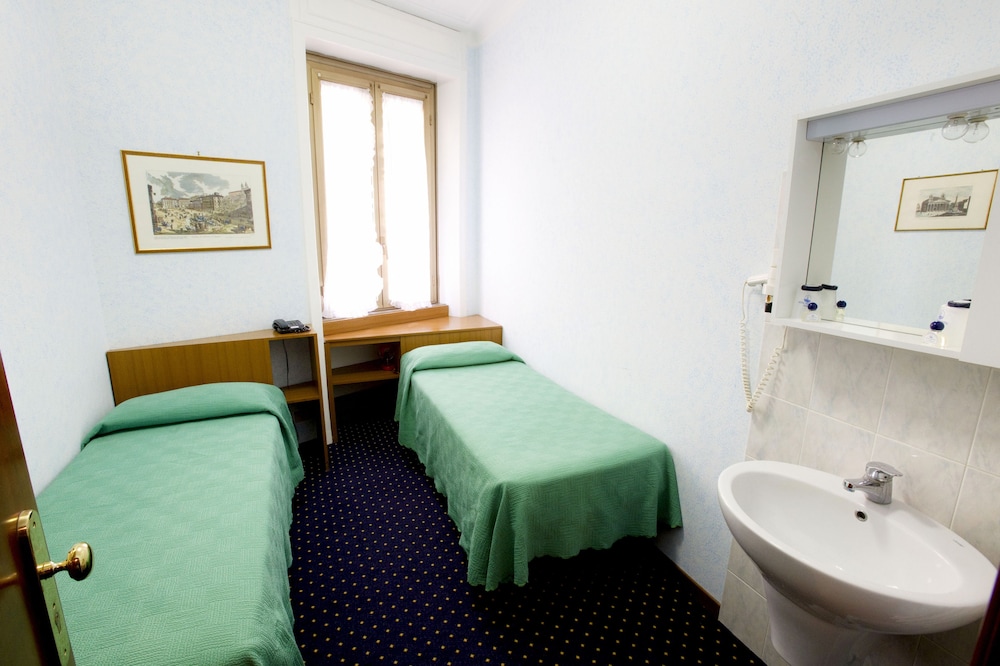 Adriatic Hotel 29/43