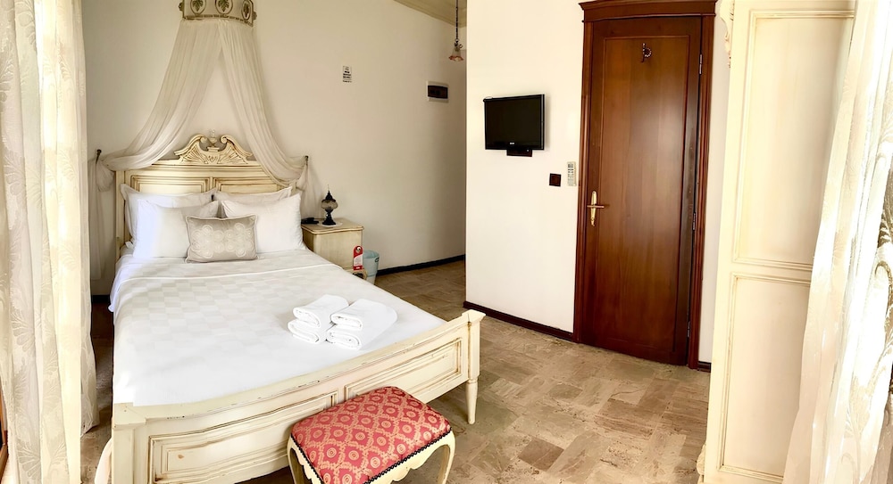 COMFORT, DOUBLE BED, GARDEN VIEW, GARDEN AREA