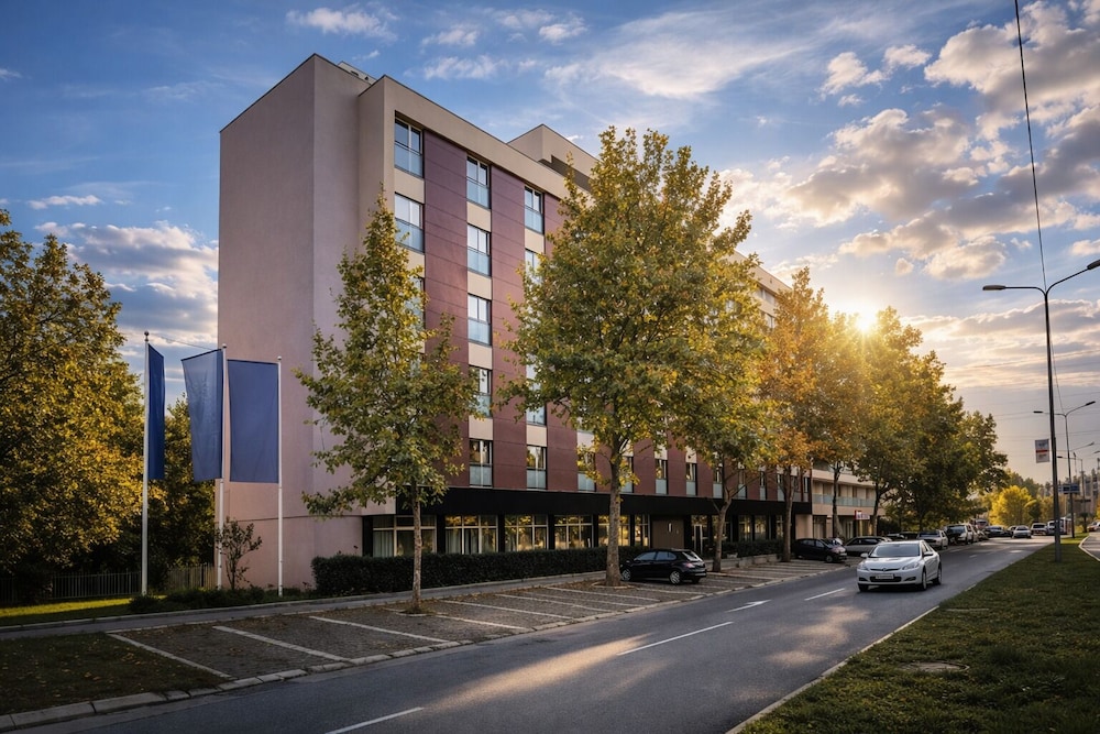Nobel Inn Hotel 41/46
