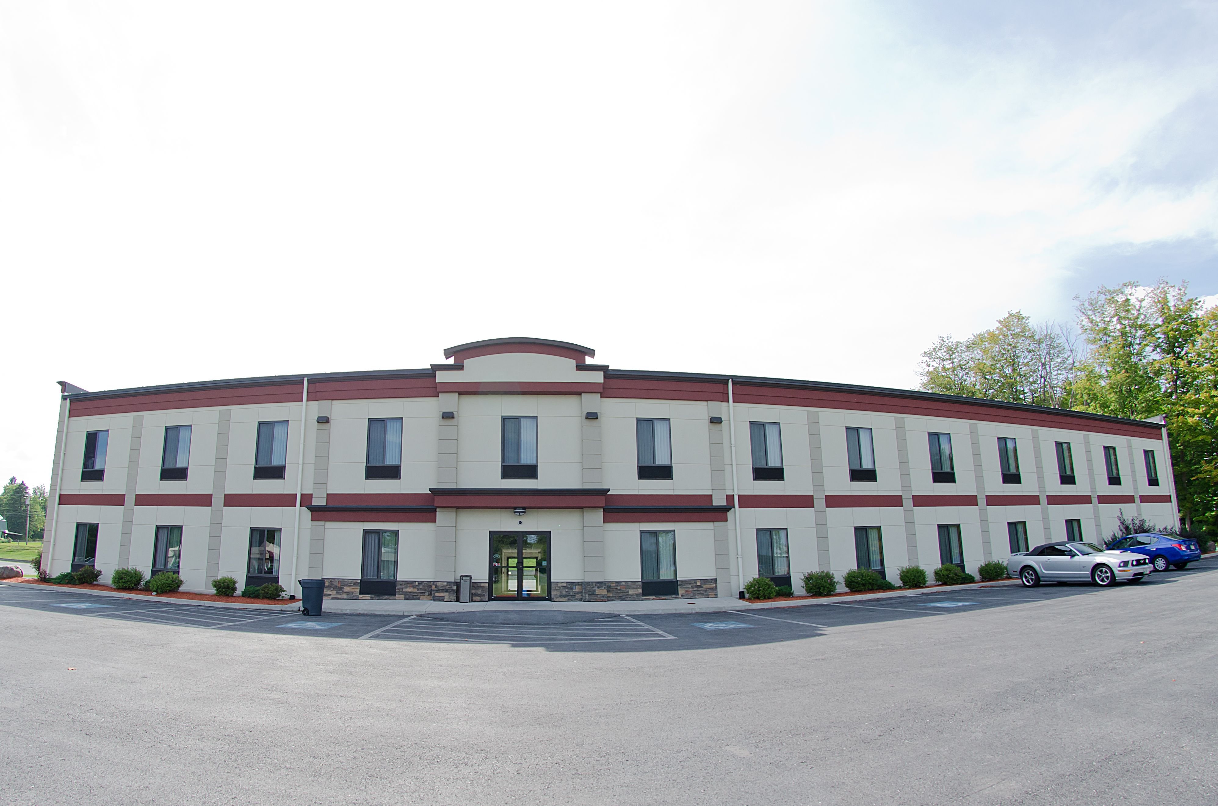 Pleasant Night Inn Carthage Near Fort Drum 3/21