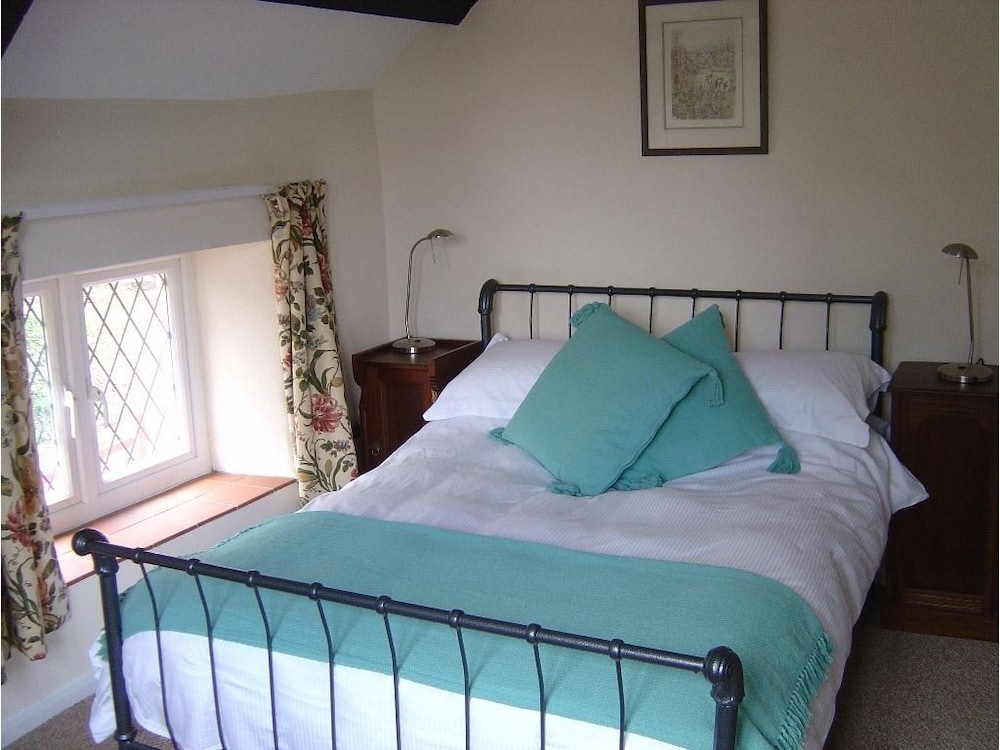 Edgcott House - Guest house 9/58