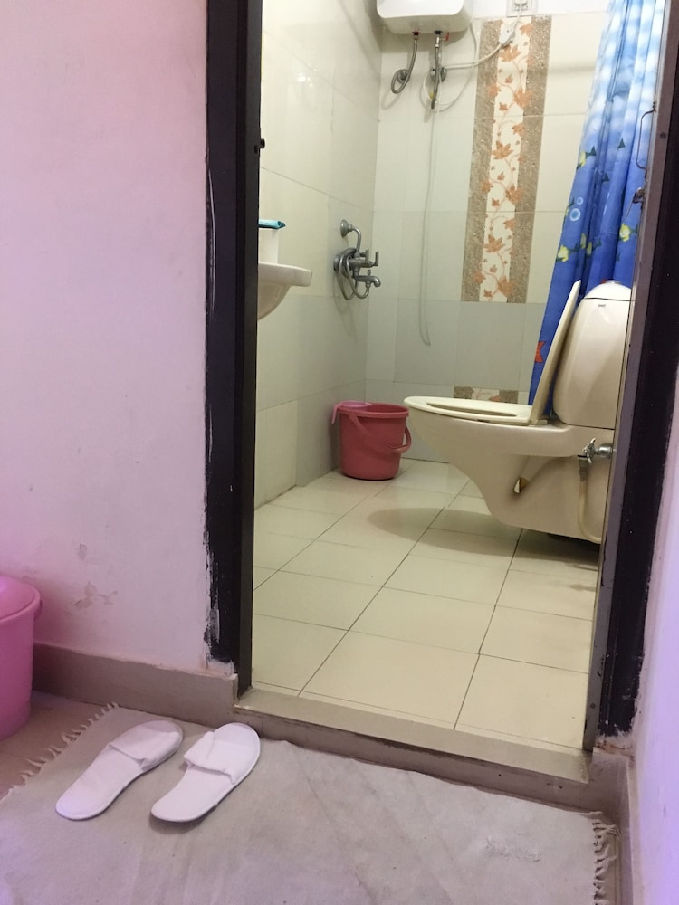 HOTEL PANORAMA GUESTHOUSE 29/30