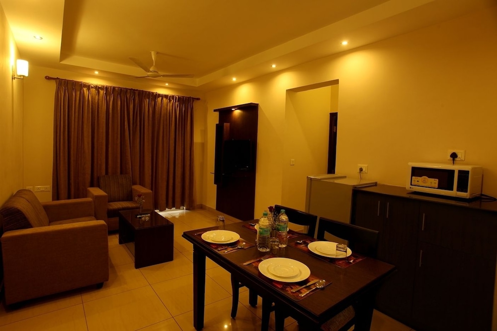 NAGARJUNA SUITES 31/43