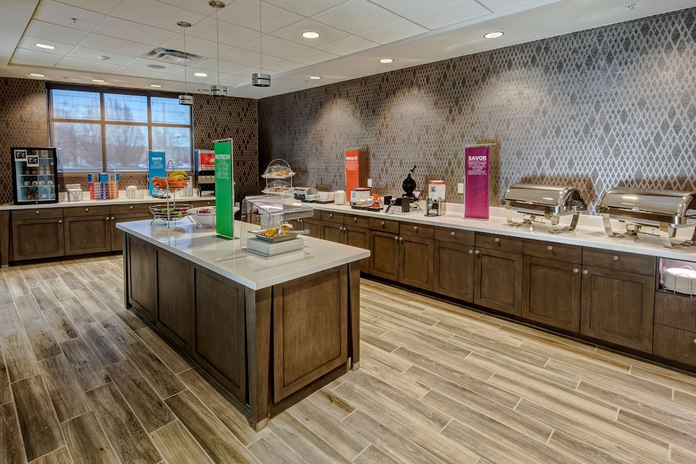 Hampton Inn and Suites San Jose Airport 6/30