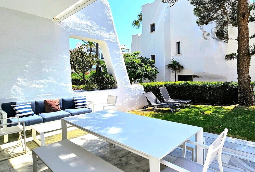 Coral Beach Aparthotel 38/77