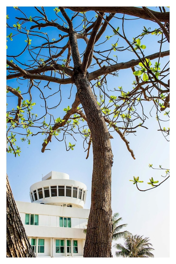 Sizihwan Sunset Beach Resort 47/50