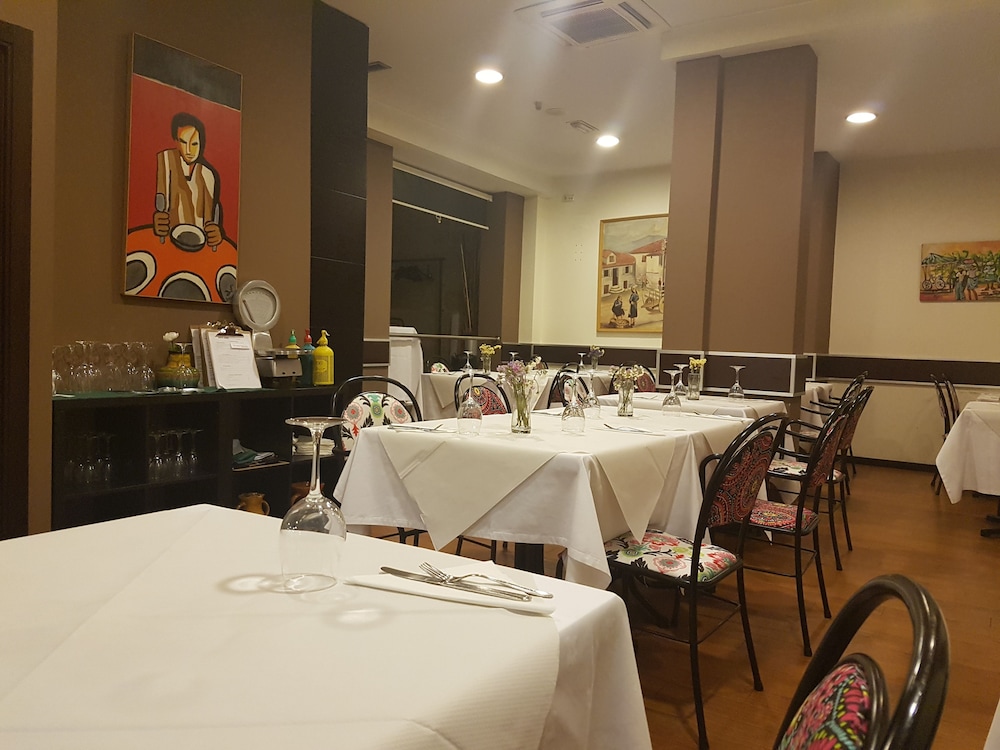 Junquera Hotel 37/40