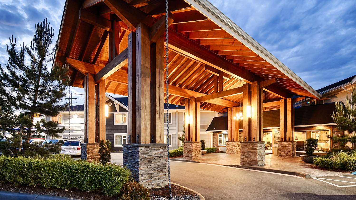 Best Western Plus Country Meadows Inn 3/28