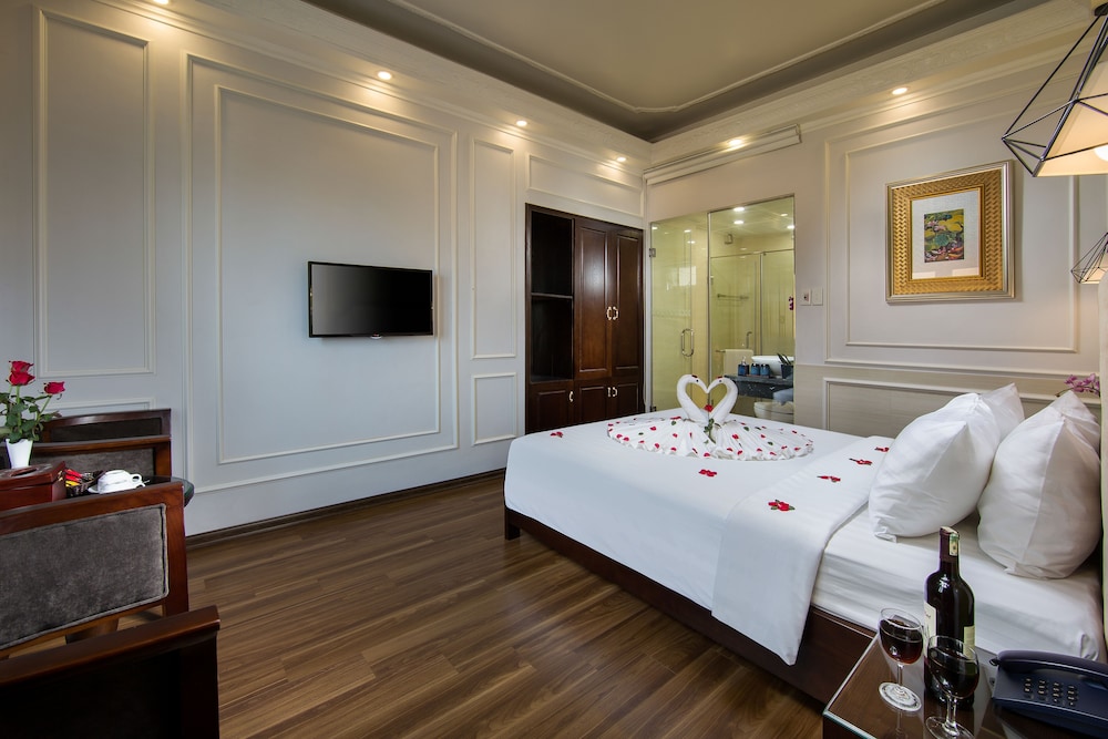 Royal Palace Hotel 2 Hanoi 23/68