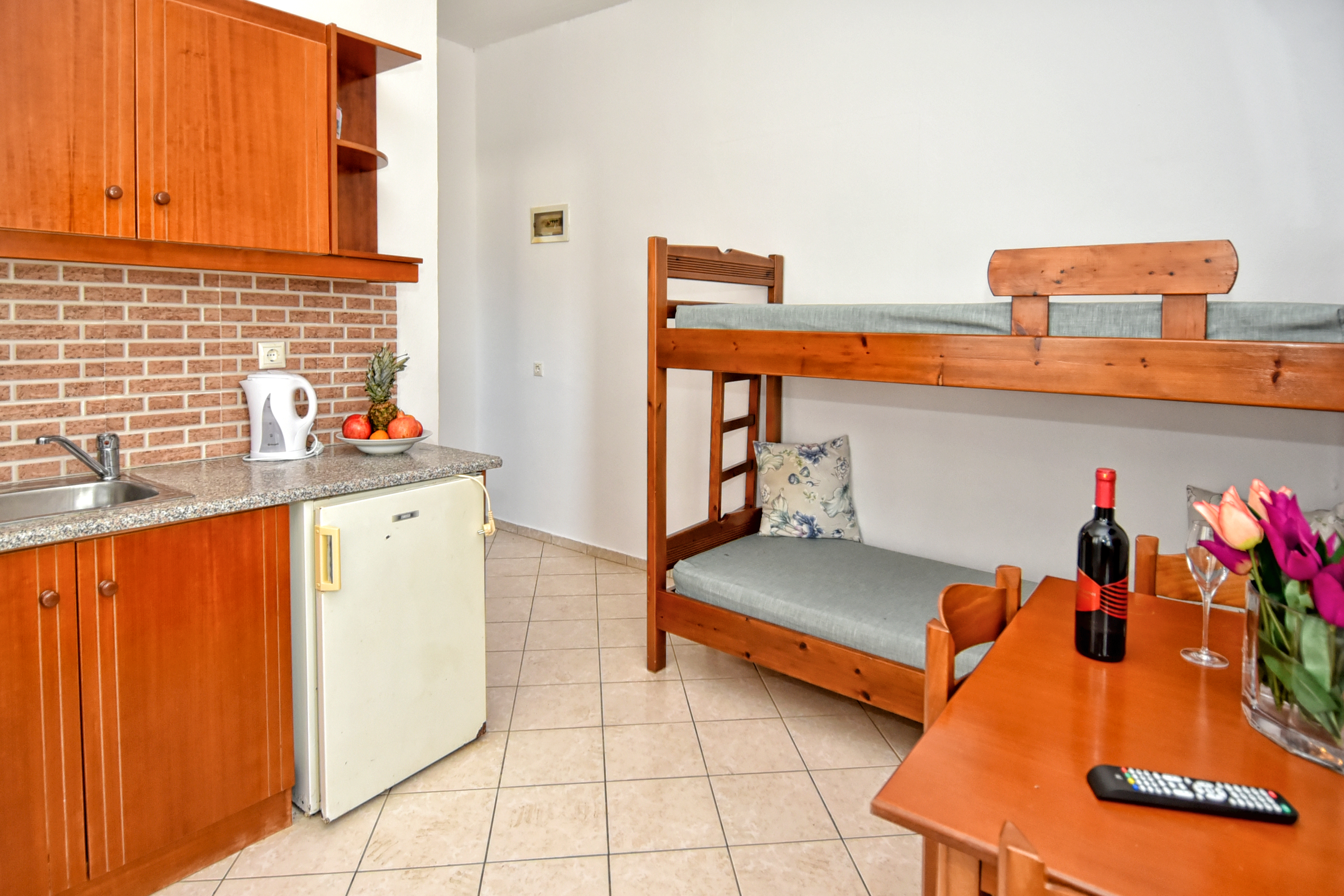 Kasapakis Hotel and Apartments 7/50