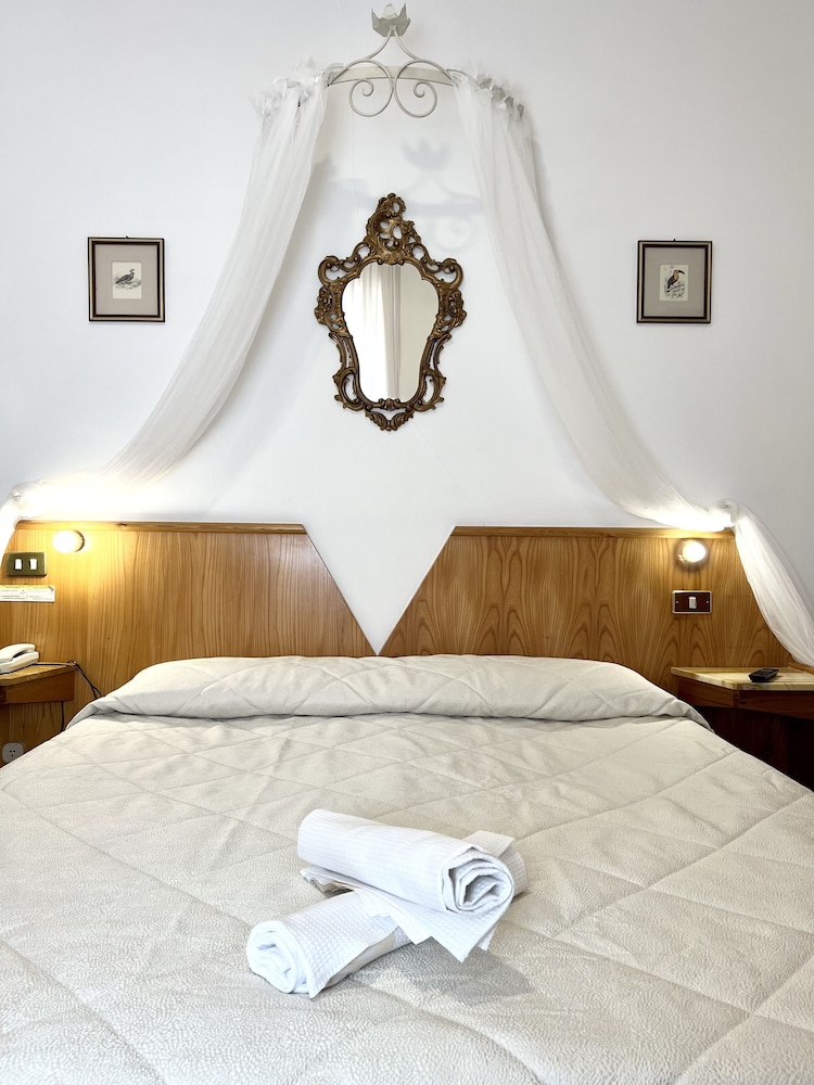 Piccolo Hotel Etruria 28/69