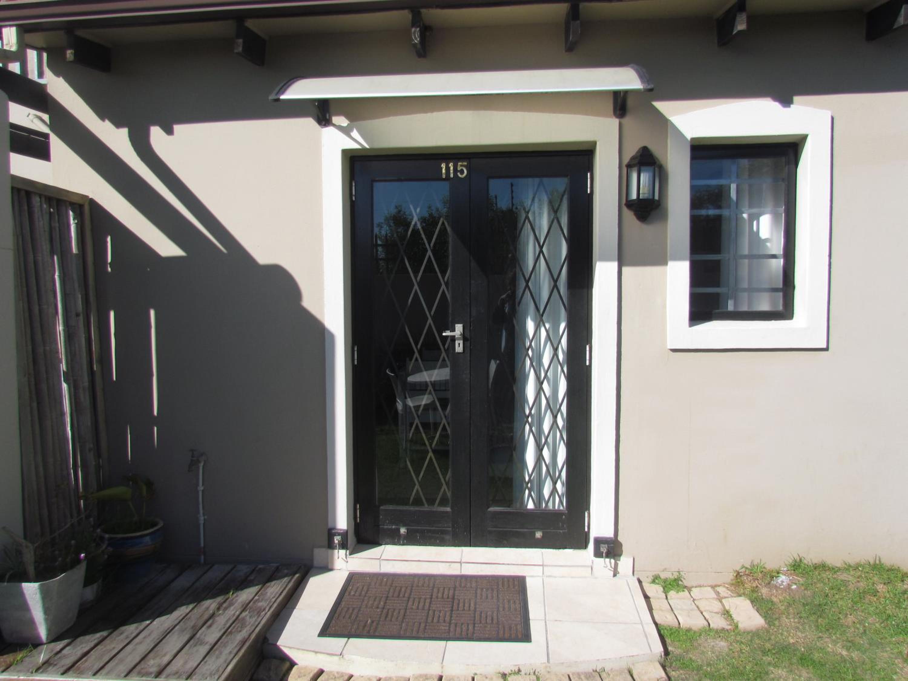 Santini Lace Self Catering 1/29