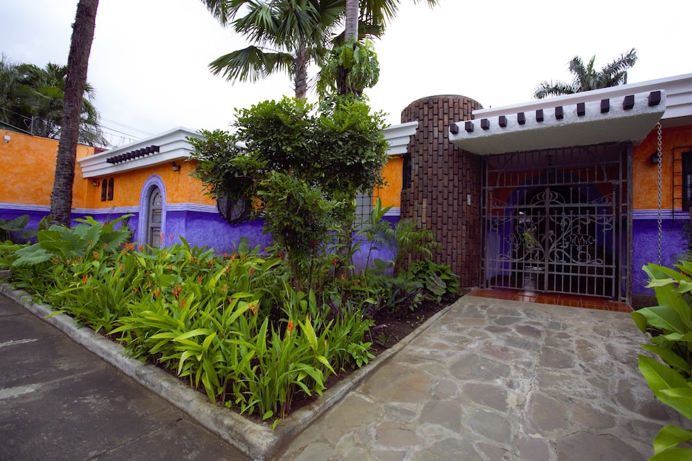 Hotel Casa Colonial 48/50