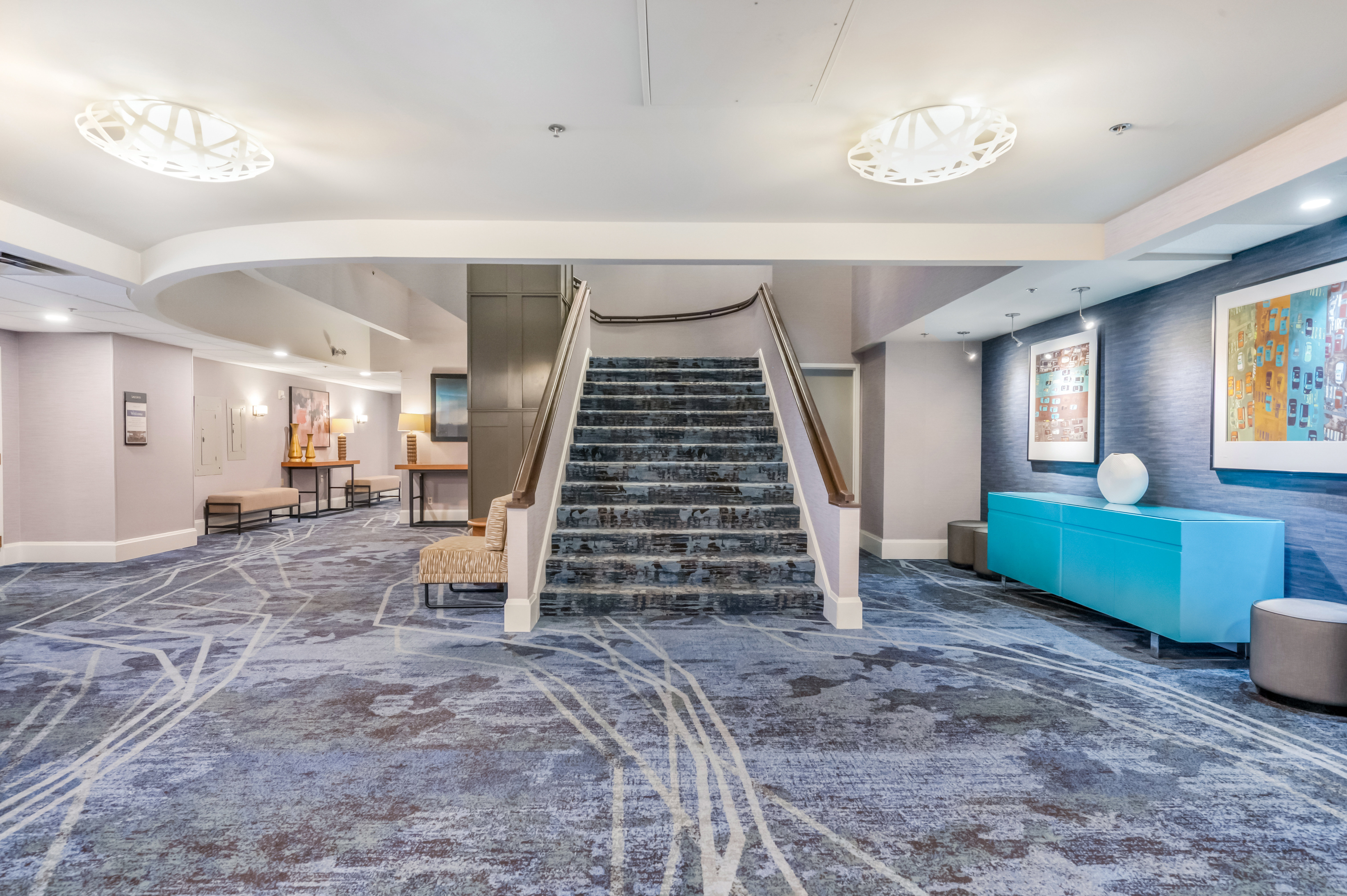 Crowne Plaza Kansas City Downtown 9/63