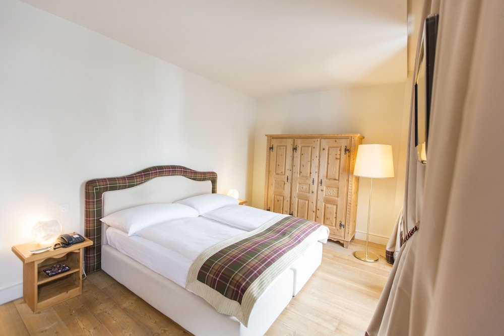 Hotel Bernina 1865 38/97