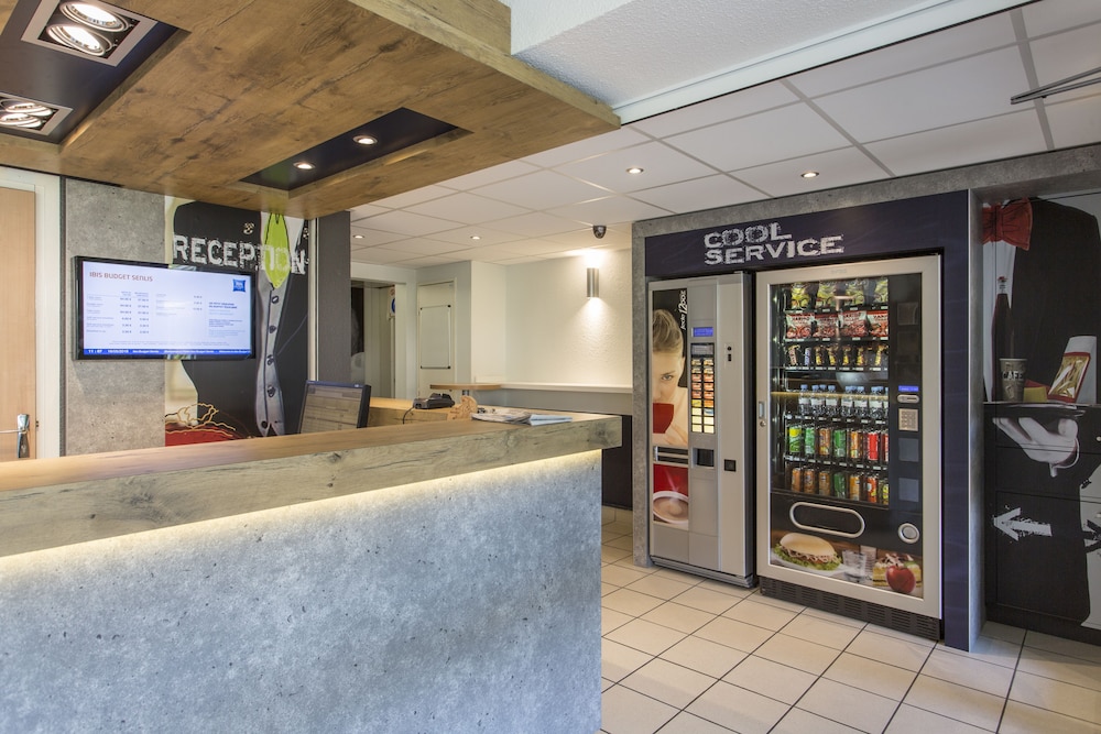 ibis budget Senlis 10/50