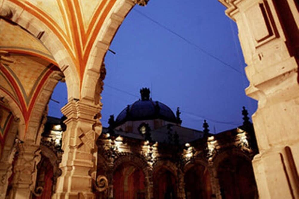 Holiday Inn Express & Suites Queretaro, an IHG Hotel 24/50