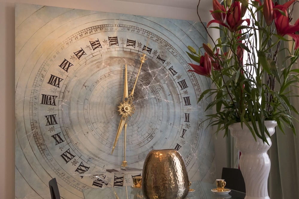 House of Time 10/70