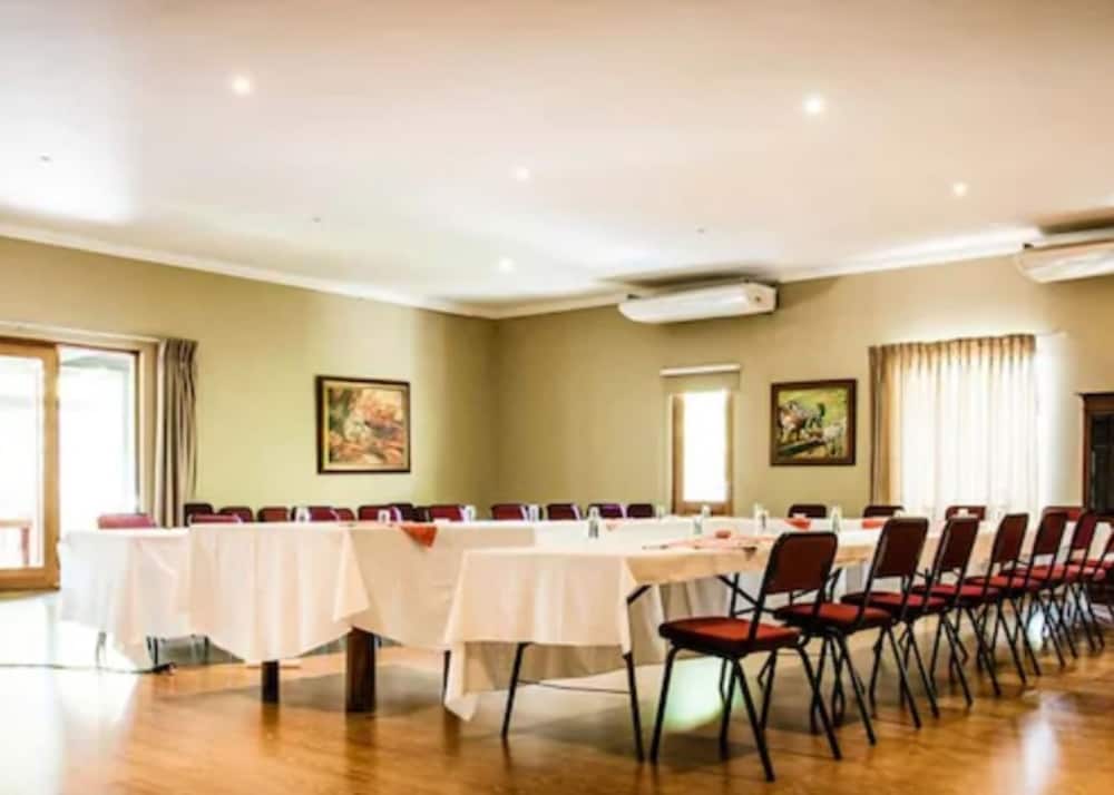 Willows Boutique Hotel 17/27