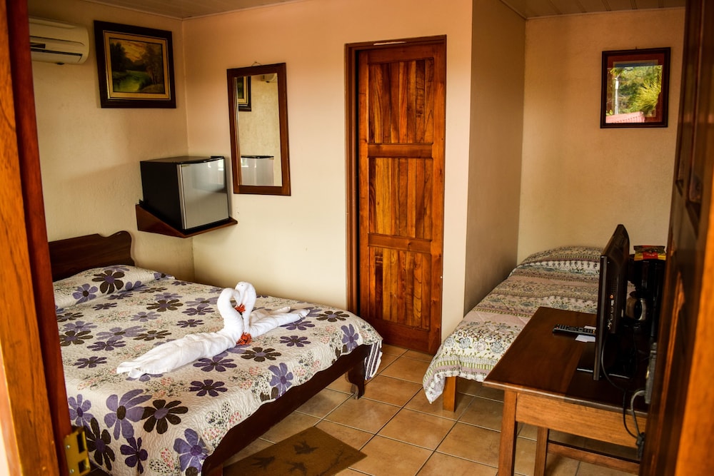 Hostel La Choza Inn 8/60