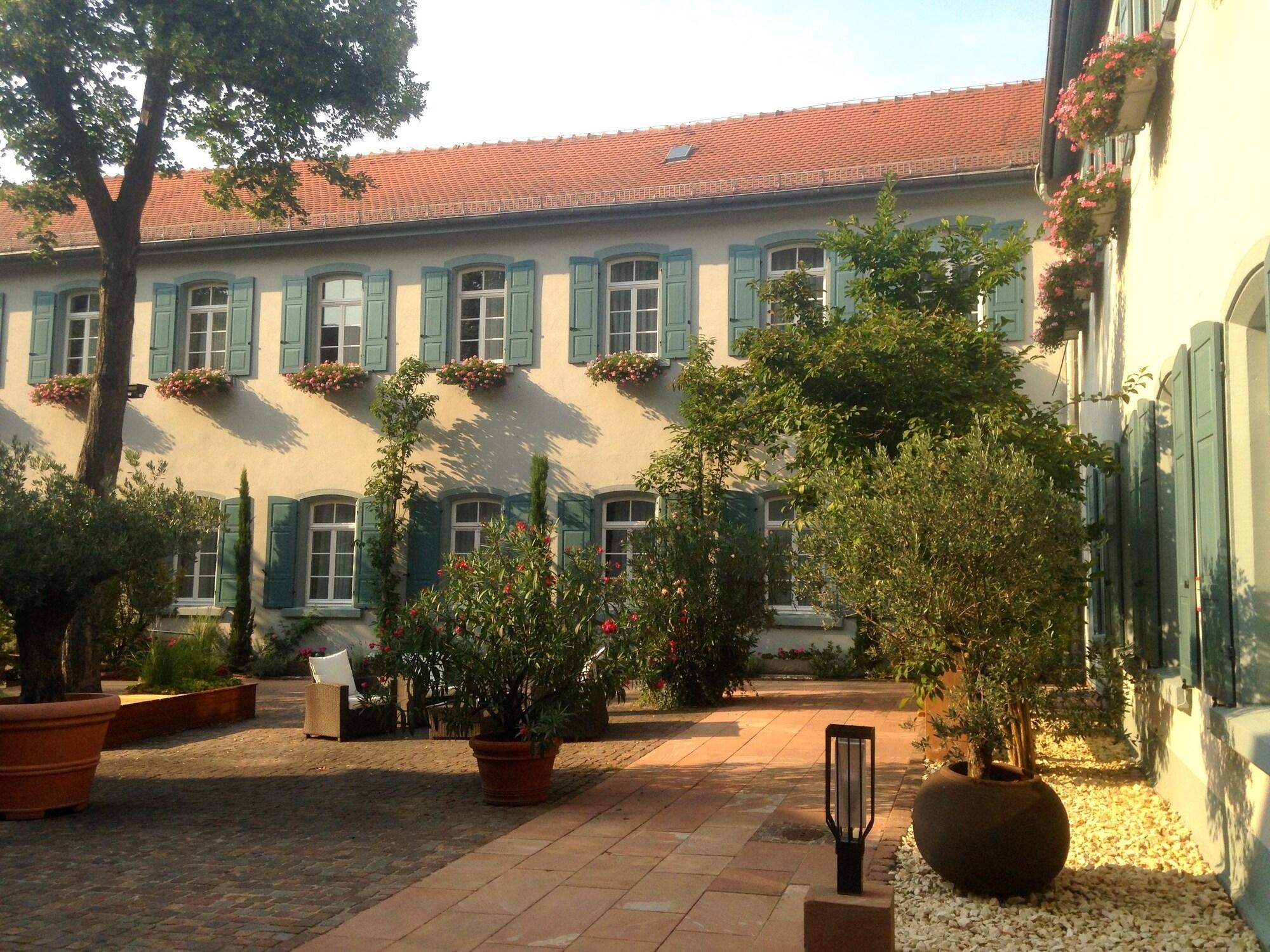 Hotel Domhof 44/50