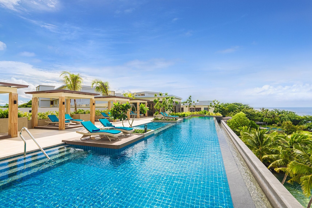 Henann Premier Coast Resort 28/35