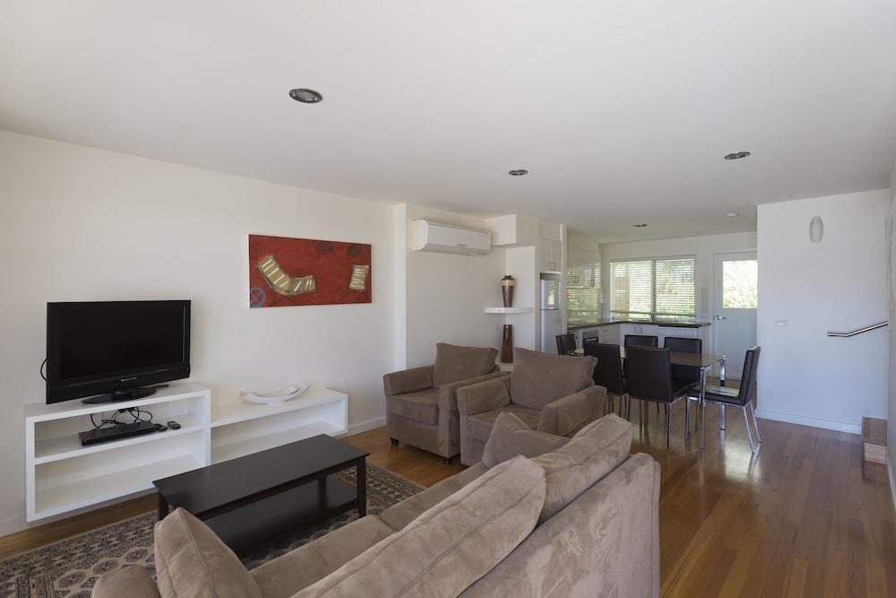 Port Campbell Parkview Motel Apartments 42/64
